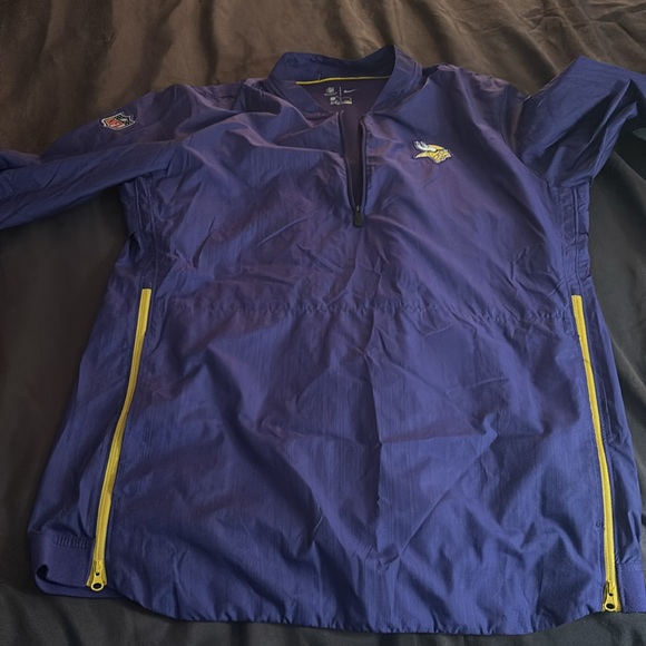 Viking wind breaker and t shirt - Picture 3 of 6